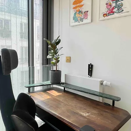 Apartment Cozy Well Located