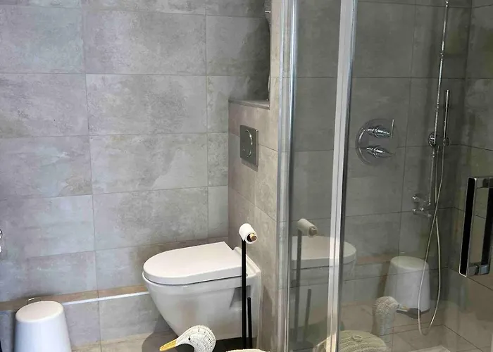 Cozy Well Located パリ