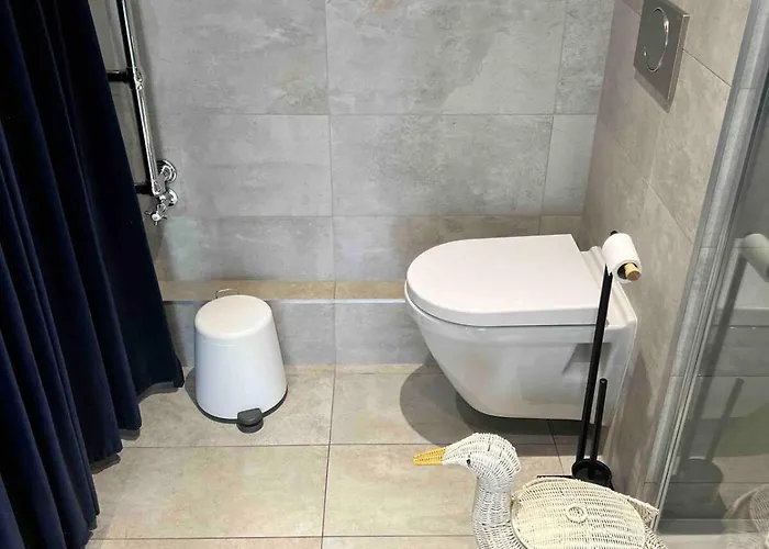 アパート Cozy Well Located