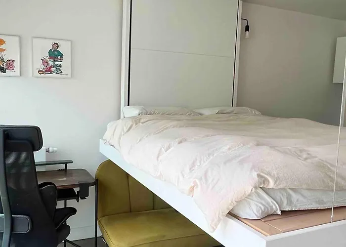 Cozy Well Located アパート パリ