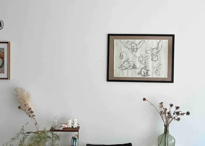 Cozy Well Located アパート