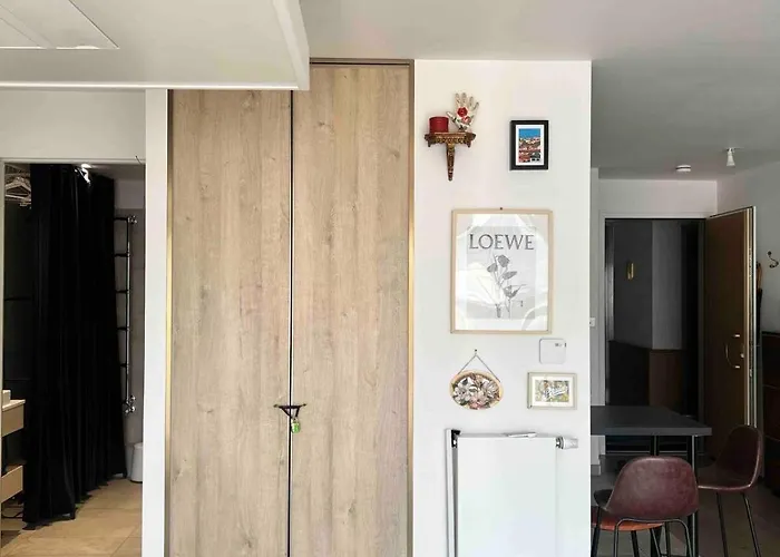 Cozy Well Located * パリ